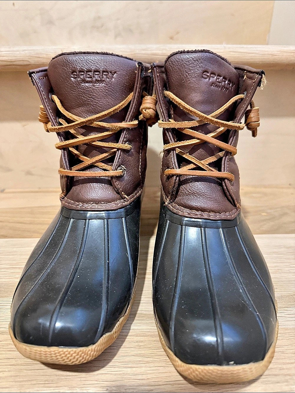 Sperry Saltwater Boot Size 4M Black & Brown Boots